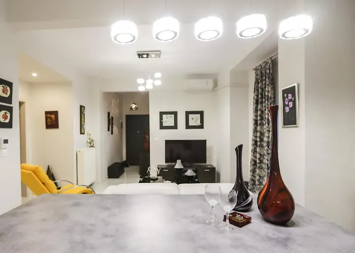 Erythrina #colony_deluxe_suite * Salonic